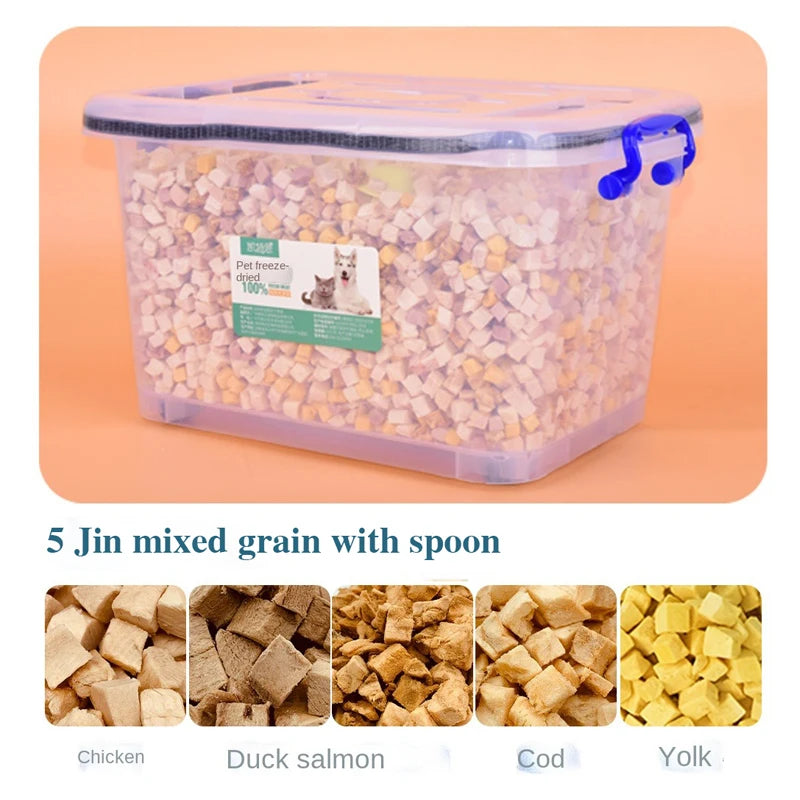 Friandises lyophilisées pour chats : Poulet, canard et poitrine de poulet lyophilisés en seau