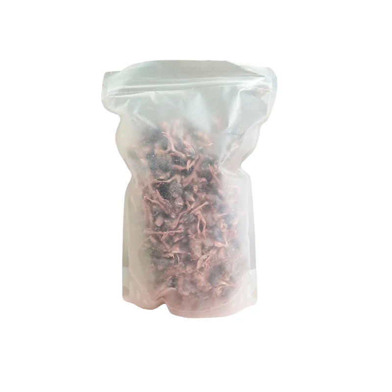 Friandises lyophilisées pour chats et chiens : viande de caille pour chatons et caille lyophilisée pour chiens