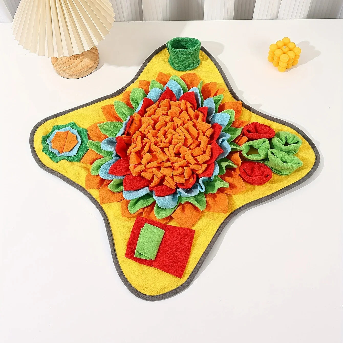 Bon tapis à reniflage pour animaux de compagnie pour chiens, puzzle d'alimentation interactif pour l'ennui, encourage les compétences de recherche de nourriture naturelle